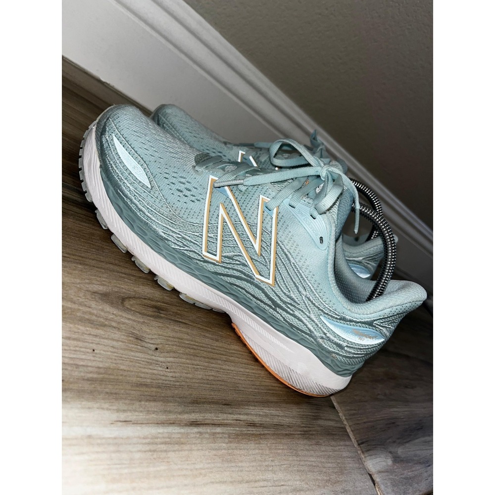 New Balance Fresh Foam 860B12 Women's Size 10 D Running Shoes Blue